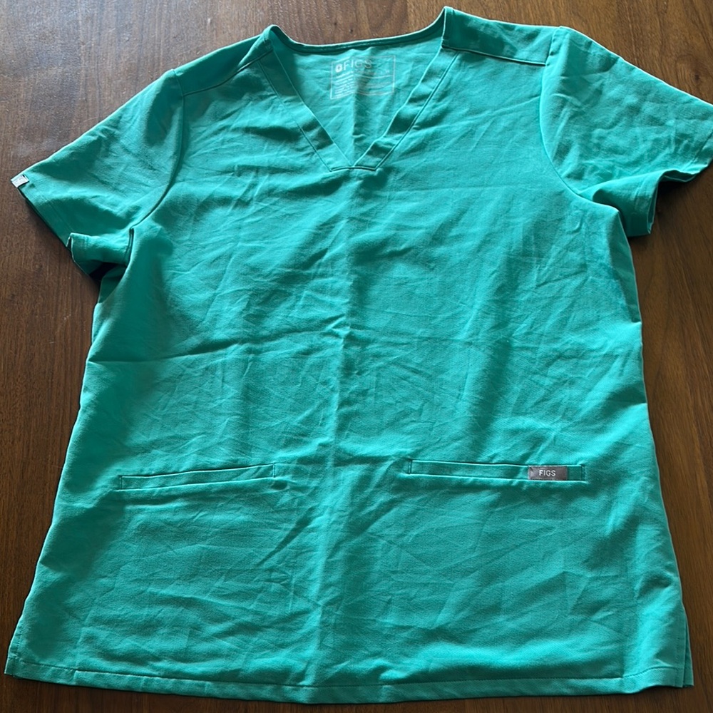 FIGS Scrub Top